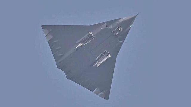 西方专家分析歼36空中作战系统核心：性能卓越，挑战强敌