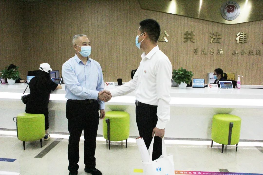 网友呼吁政府工作报告关注老漂租房问题，保障老年人住房权益