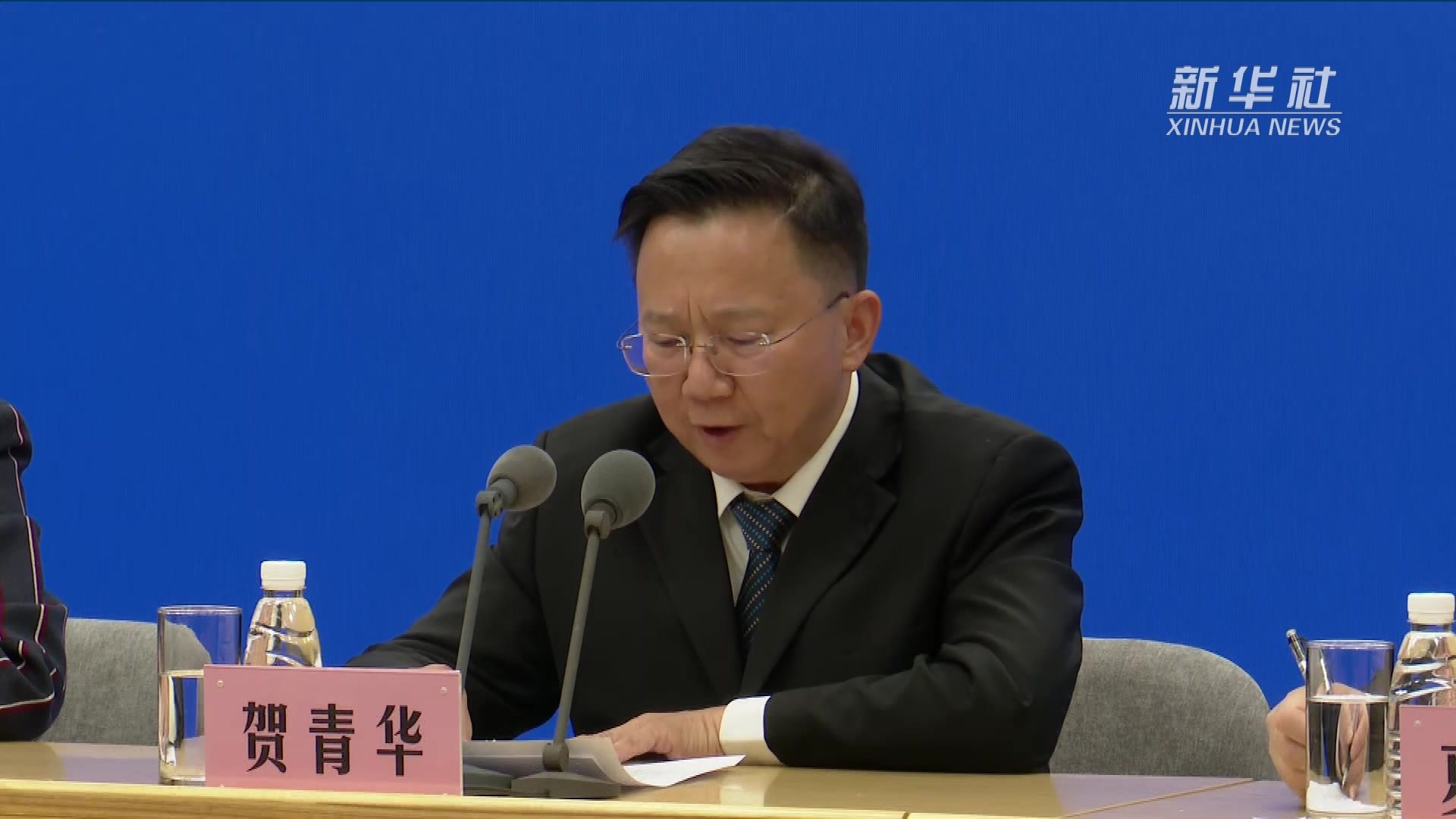 三部门联手遏制青少年上头电子烟滥用：发布意见强化监管
